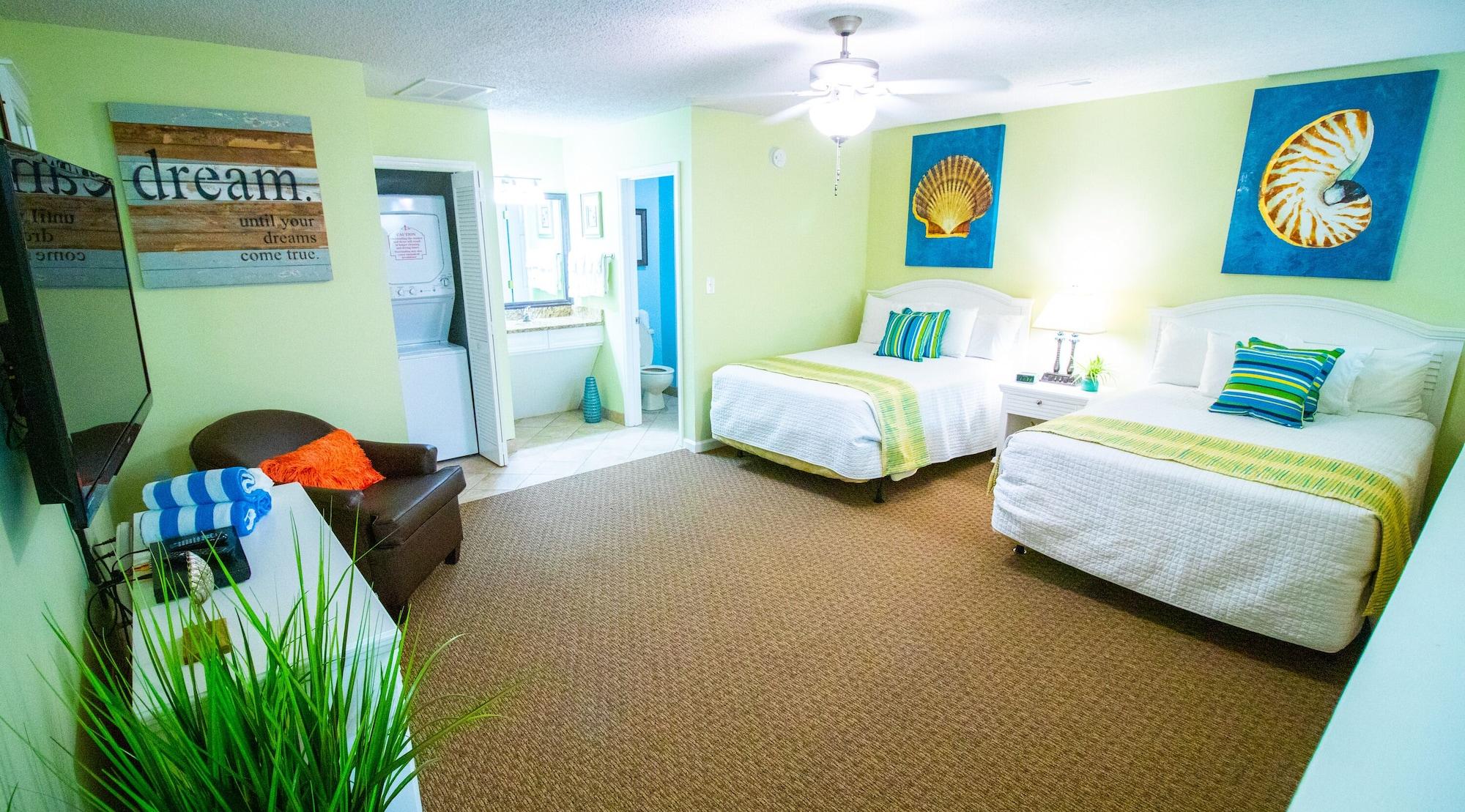 Grand Palms